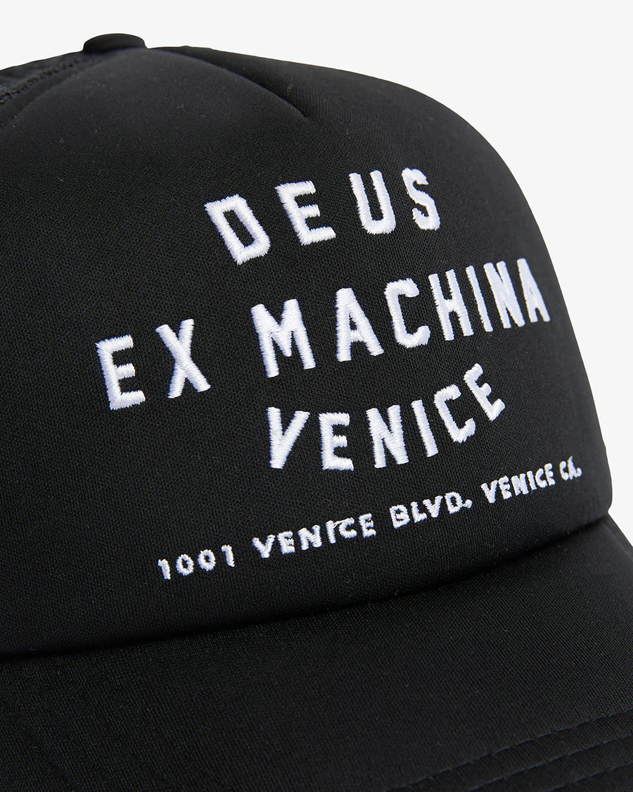 Deus Ex Machina Venice Address Trucker - Black